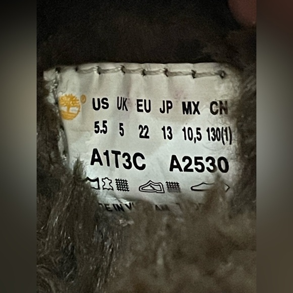 Timberland Toddle Tracks Roll Top Faux Fur Boots Brown
Nubuck Size 5.5T - Picture 15 of 15